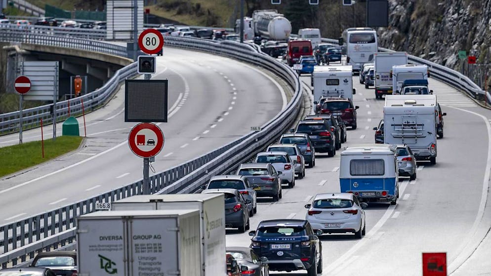 Le code al San Gottardo sono una tradizione con l'avvicinarsi della Pasqua.