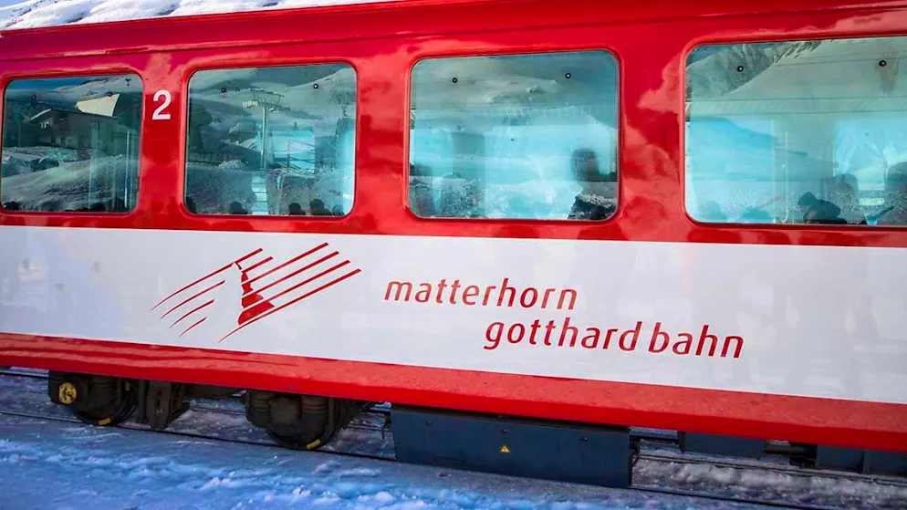 There were restrictions between Visp and Zermatt on Sunday due to a catenary fault. (archive picture)