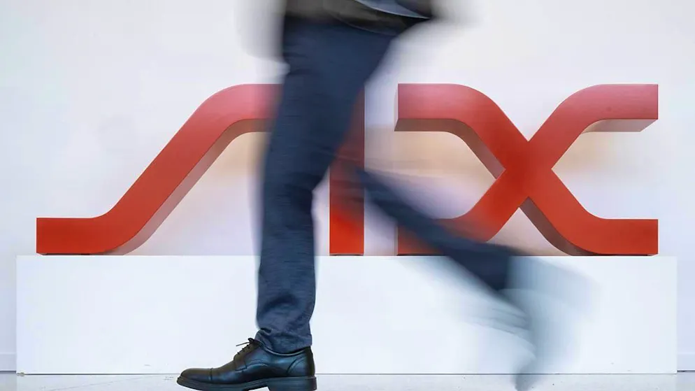 The Swiss benchmark index SMI closed 2.3 percent higher on Monday. (archive picture)