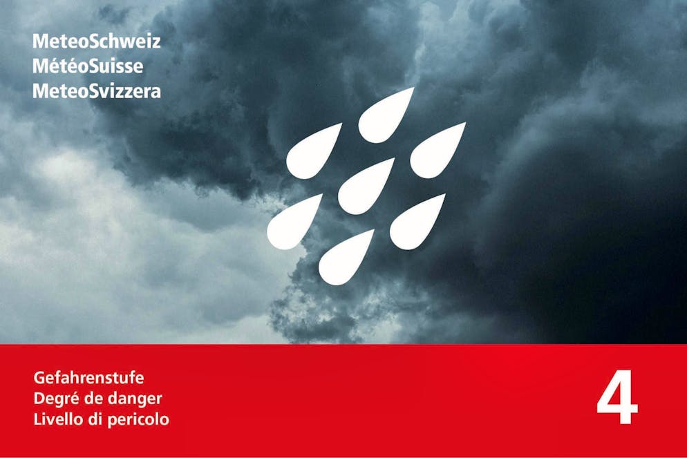 MétéoSuisse a émis une alerte de niveau 4. Le Haut-Valais sera en première ligne. Plus de 200 mm de pluie sont prévus en moins de 48 heures