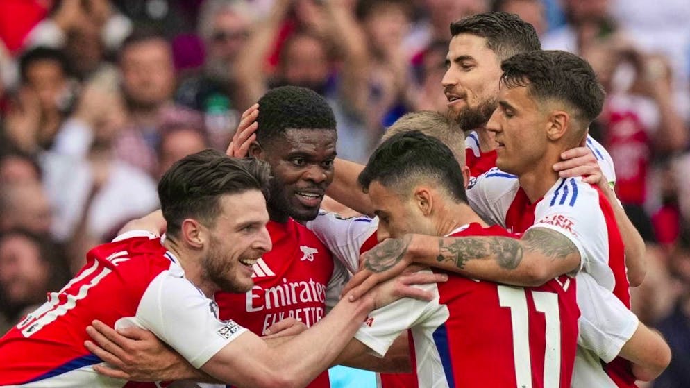 Summer before the sweet revenge on Bayern - Gallery. Comfortable cushion: Arsenal celebrated a 3-0 home win in the first leg.