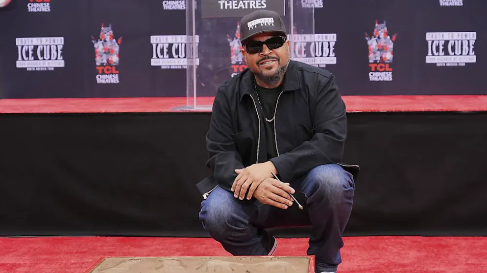 Hip-hop. Ice Cube tra Marilyn e Brad Pitt, le impronte al Chinese Theatre