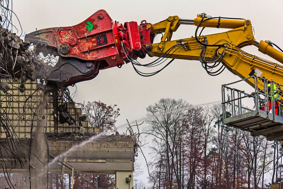 Sihl Papier: Das Ende vom Werk Manegg und die Geburt der Greencity. Anderswo machen die Arbeiter kurzen Prozess.