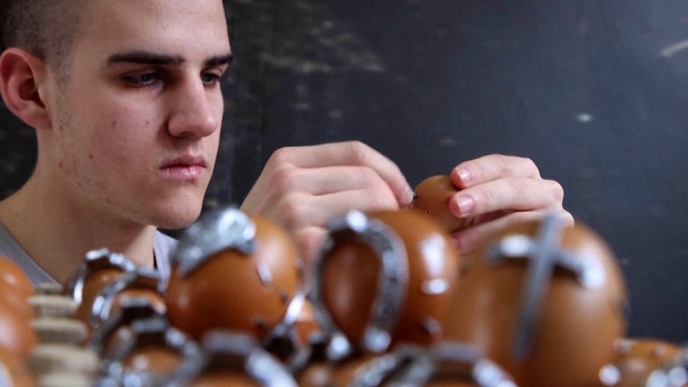 With horseshoe, gemstone or confetti. These countries have the most unusual Easter eggs