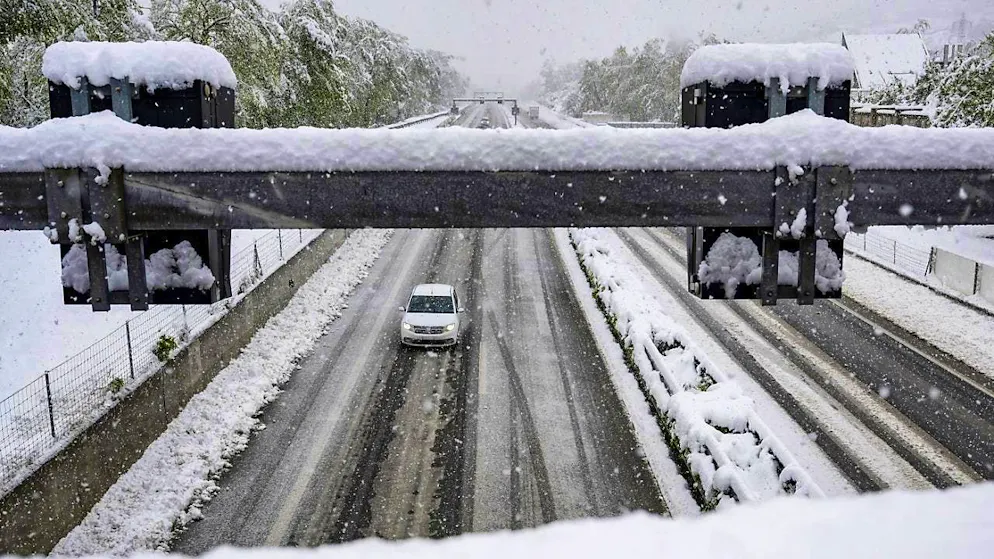 Most of the roads in Sion have been made safe and reopened to traffic.