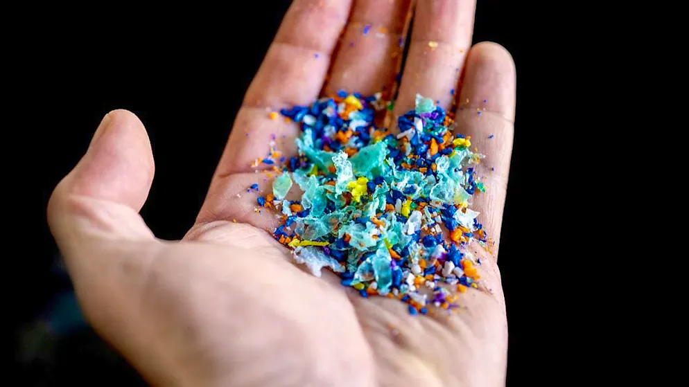 On land, in the air, in the oceans: Microplastics have been accumulating in the environment for decades. (archive image)