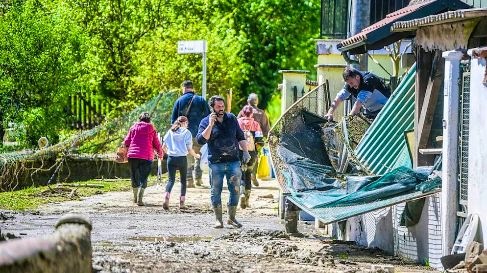 Clean-up work begins in the Piedmont region with the capital Turin.