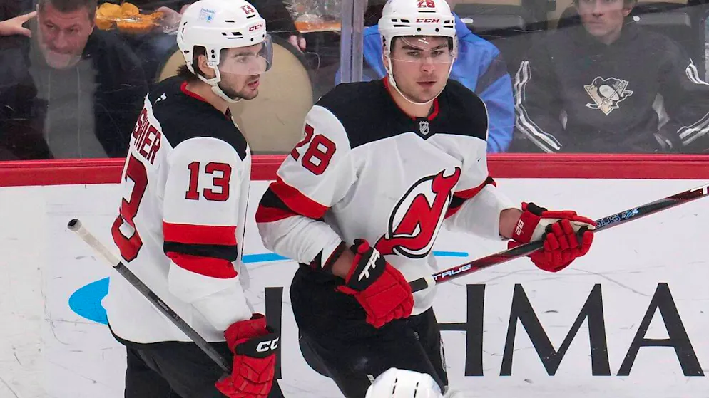 NHL. Hischier gets high praise from coach - Devils want to shine in the playoffs