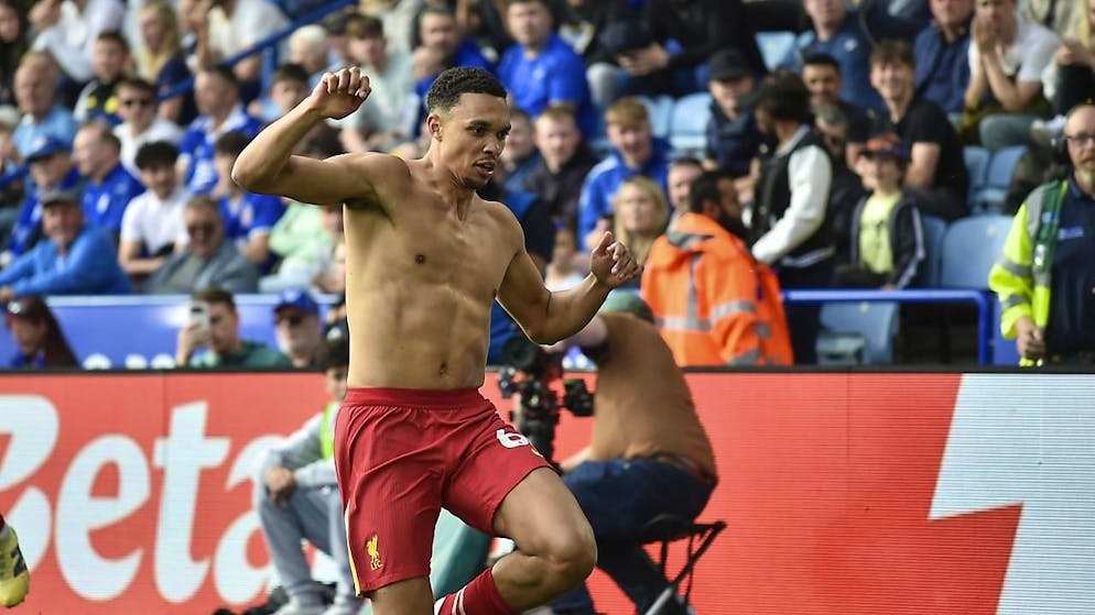 Trent Alexander-Arnold sichert Liverpool den Sieg gegen Leicester