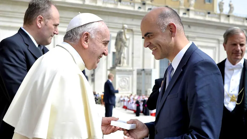 Vaticano. Alain Berset: «Che la vita e l'eredità di Papa Francesco siano d'ispirazione»