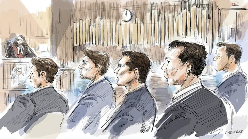 Michael McLeod, Carter Hart, Alex Formenton, Dillon Dube et Cal Foote sur le banc des accusés