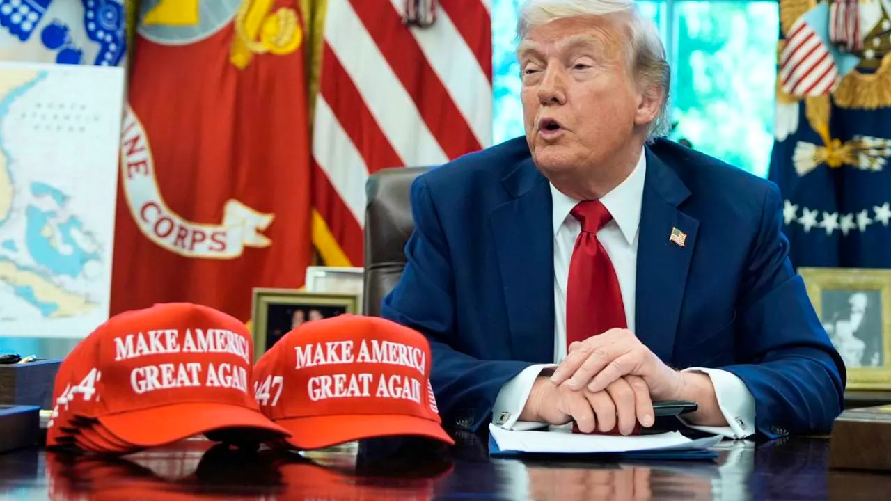 USA. Trump signs decrees in the fight against 