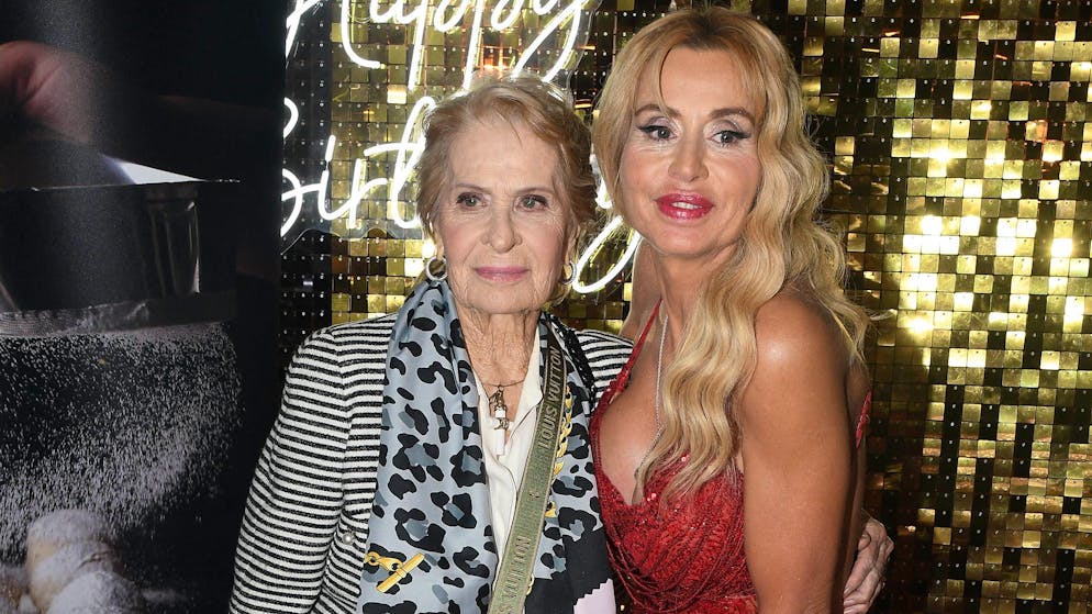 Sulla rottura del rapporto. Le lacrime amare della madre di Valeria Marini: «Ho dedicato la vita ai figli, non lo farei più»