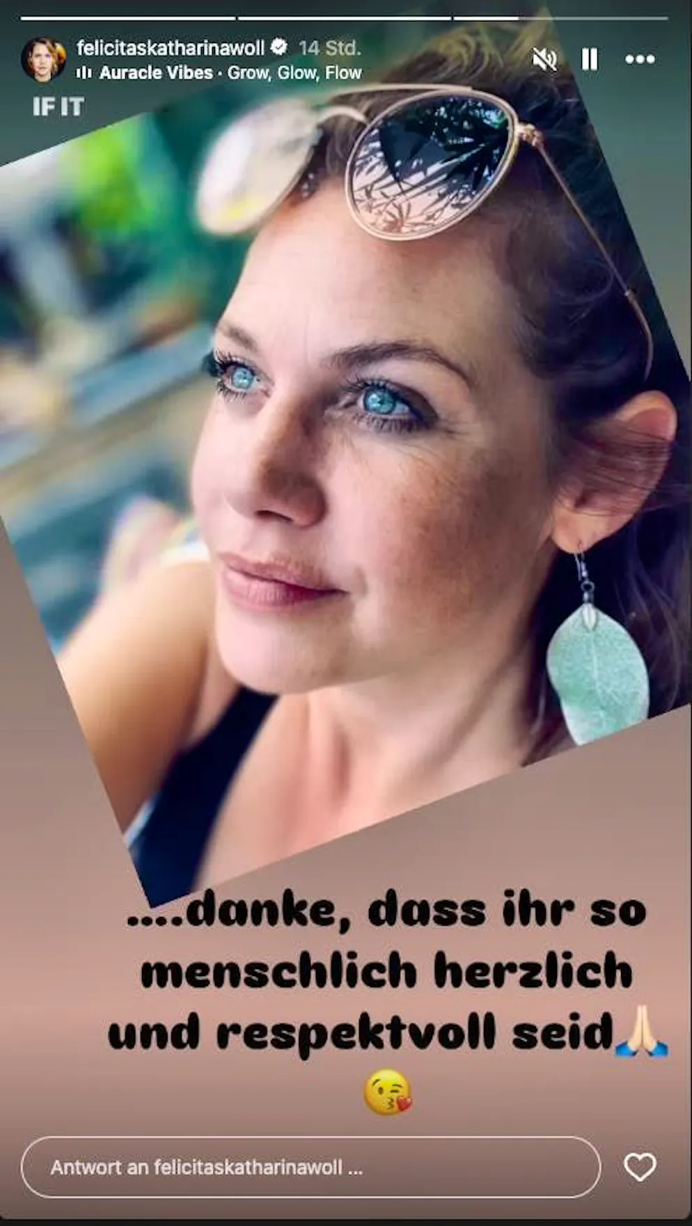 Felicitas Woll thanks her fans on Instagram for treating the separation with respect.