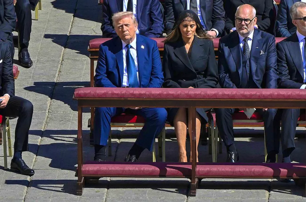 Trump e la moglie Melania ai funerali di Papa Francesco