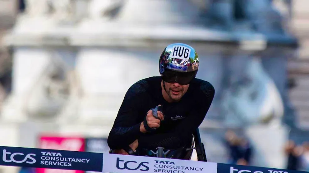 Alone in the field: Marcel Hug triumphs for the eighth time at the London Marathon