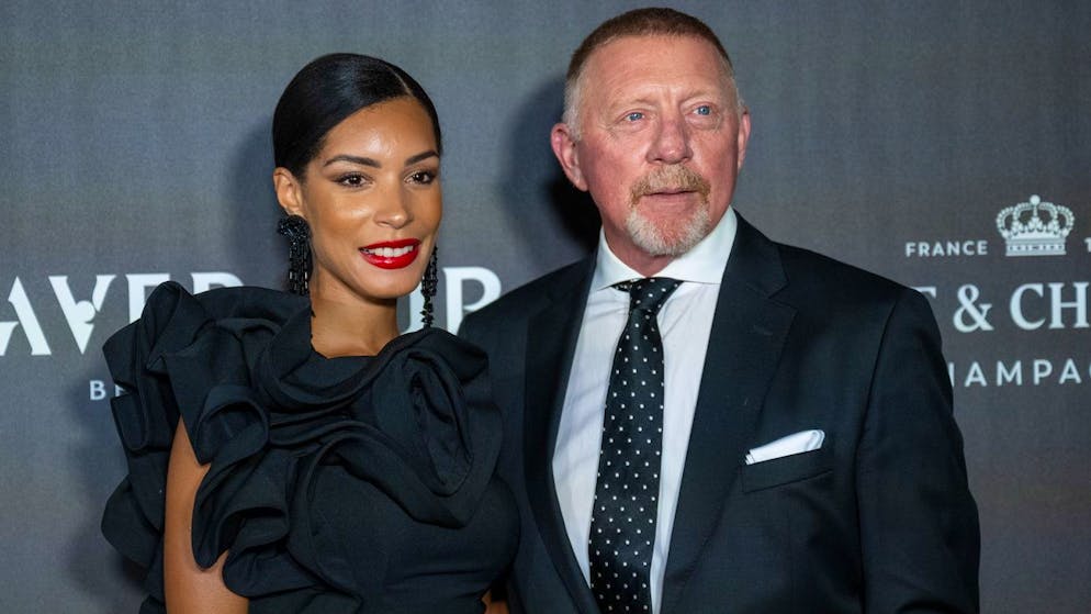 Kein Durchkommen mit Porsche-SUV. Boris Becker bleibt wegen Zunft-Musik in Zürcher Innenstadt stecken