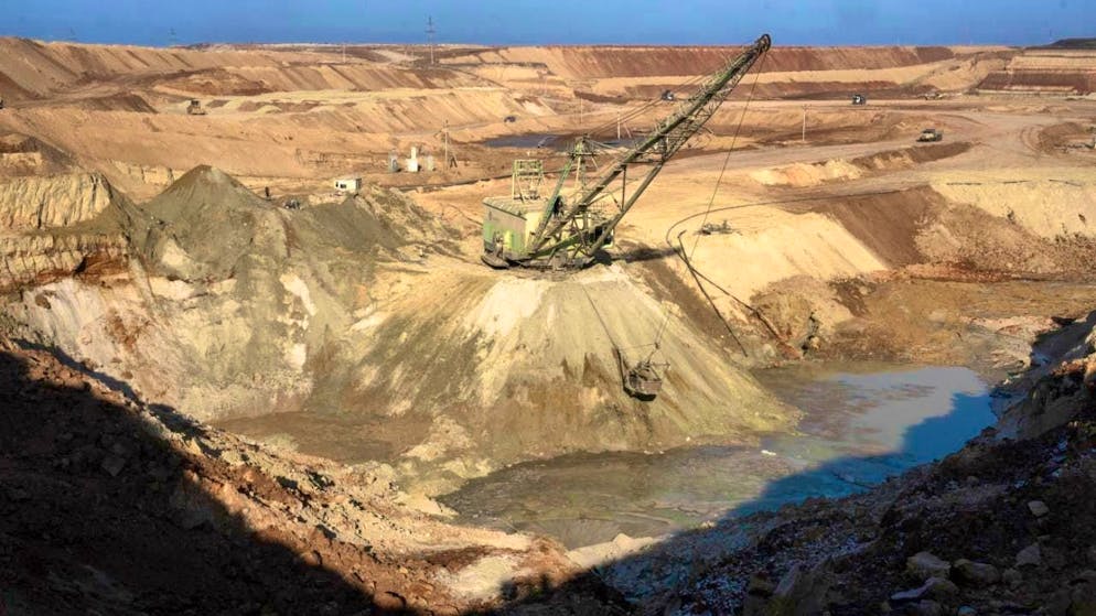 ARCHIVE - View of an open-cast ilmenite mine in a gorge in the Kirovohrad region. Photo: Efrem Lukatsky/AP/dpa