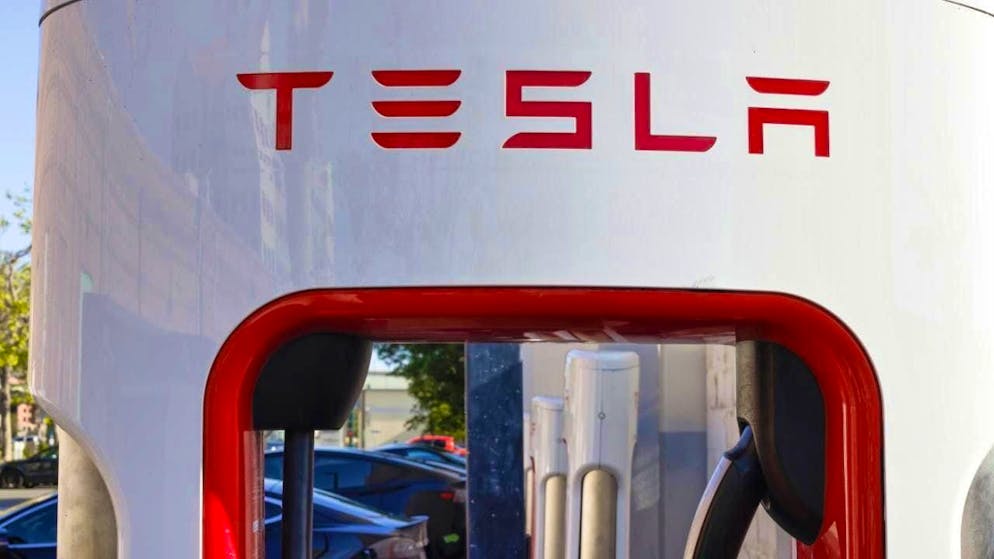 Tech billionaire Elon Musk has pledged a large proportion of his Tesla shares as collateral for personal loans. Musk used a total of almost 236 million shares for this purpose. (archive picture)