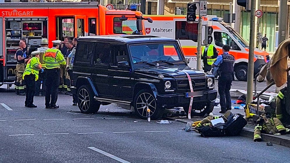 Allemagne. Une voiture fonce dans la foule à Stuttgart: un mort, sept blessés