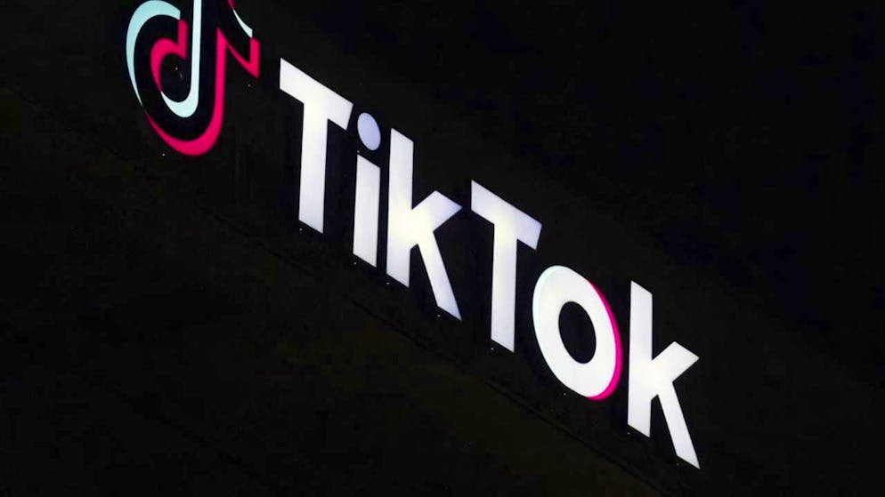 The internet platform Tiktok has to pay a hefty fine. The reason is violations of European data protection rules. (archive picture)