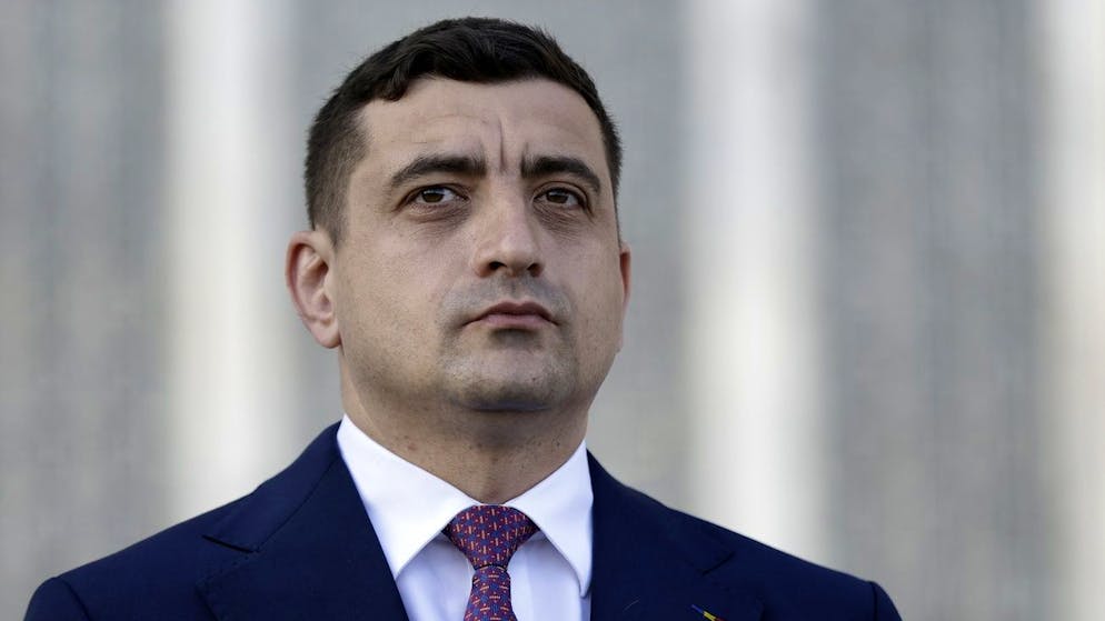 Anti NATO, anti UE. Romania, l'ultra-nazionalista Simion stravince, ma sarà ballottaggio