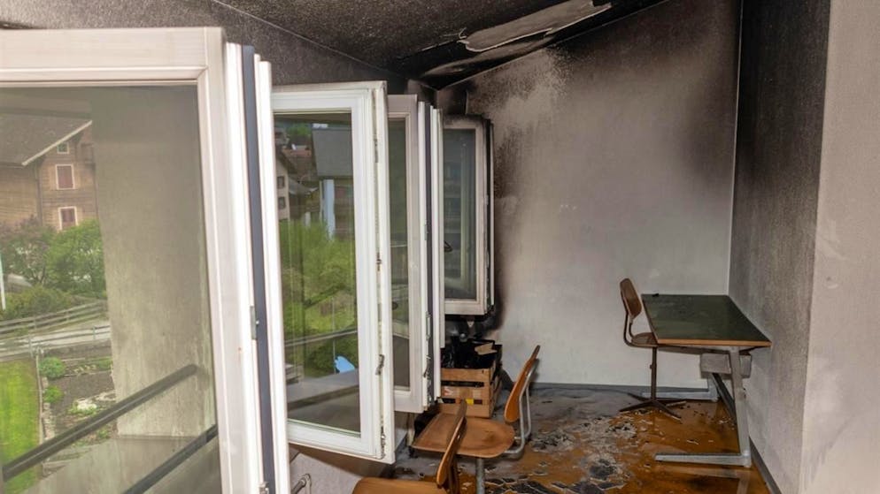 Un'insegnante è stata trasportata in ospedale a seguito dello scoppio di un incendio nell'edificio scolastico di Schiers (GR).