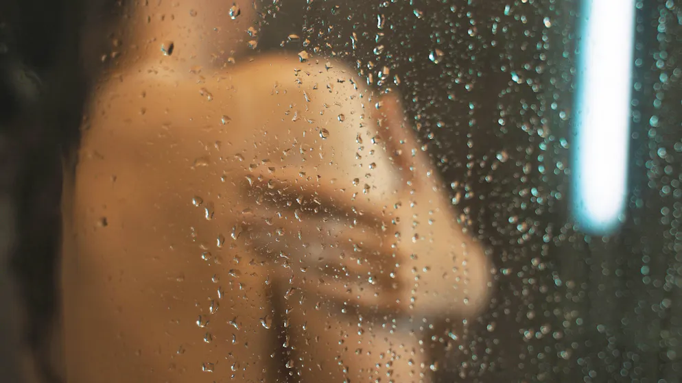 «J'ai saigné. J'ai repoussé...». Plateforme porno «French Bukkake» : des femmes torturées ?