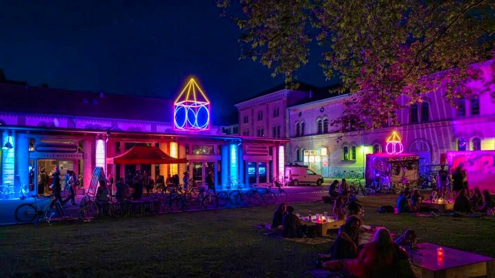 The Kunstraum Walcheturm and the Z3 cinema in the old barracks in Zurich will once again become the center of international avant-garde filmmaking from 16 to 25 May. Among others, Jura filmmaker Laurence Favre will be presenting her new film at Videoex.