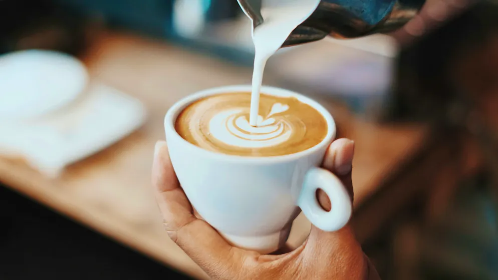 Kaffee auf leerem Magen. Darum solltest du morgens auf den Kaffee verzichten