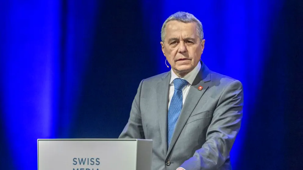 Ignazio Cassis veut se faire sa propre idée de la situation actuelle au Proche-Orient. En proie à des critiques grandissantes ces dernières semaines, le conseiller fédéral se rend mardi et mercredi en Israël pour une visite éclair qui le mènera aussi en Cisjordanie. (Archives)