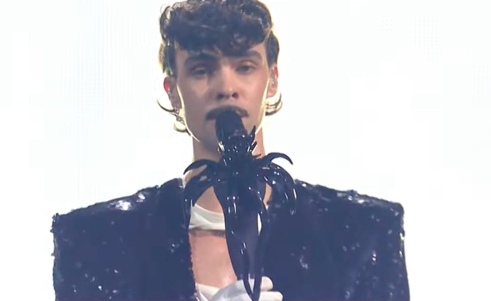 Ist das noch Designer-Kleidung oder schon abstrakte Kunst?