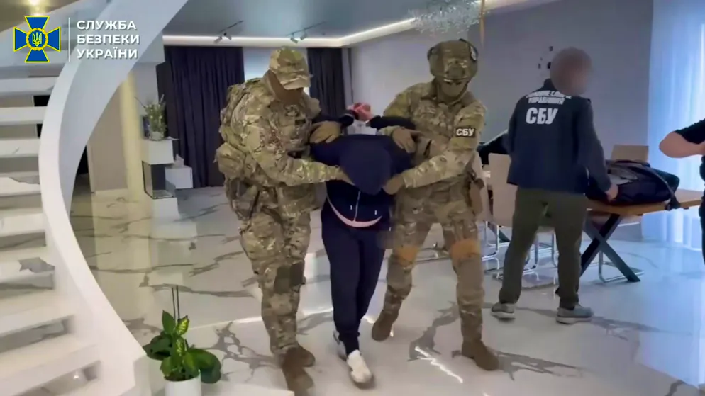 Access: The Security Service of Ukraine (SBU) arrests a 40-year-old man in the Ukrainian Berehove district for allegedly spying for nearby Hungary.
