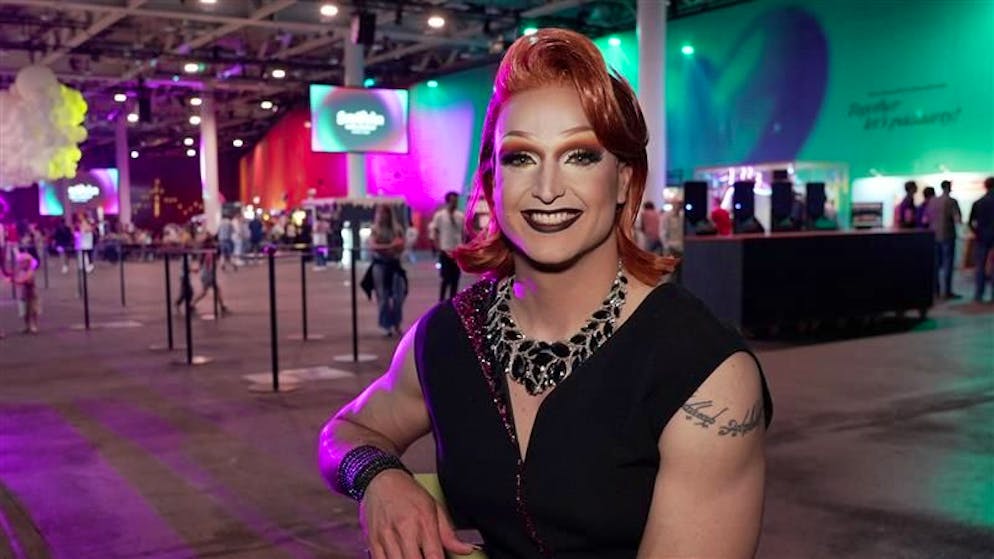 Host im ESC-Village. Odette Hella’Grand: «Die Akzeptanz gegenüber Drags in der Schweiz hat gelitten»