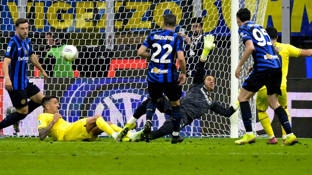 Yann Sommer kassiert gegen Lazio zwei Gegentore.