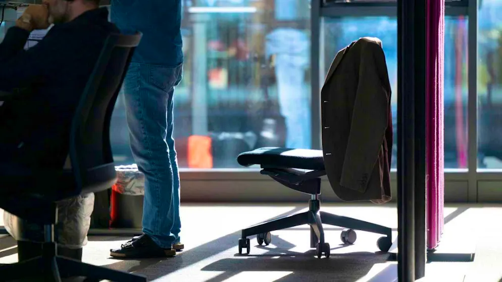 An entrepreneur from Ticino is accused of sexual harassment in the workplace.