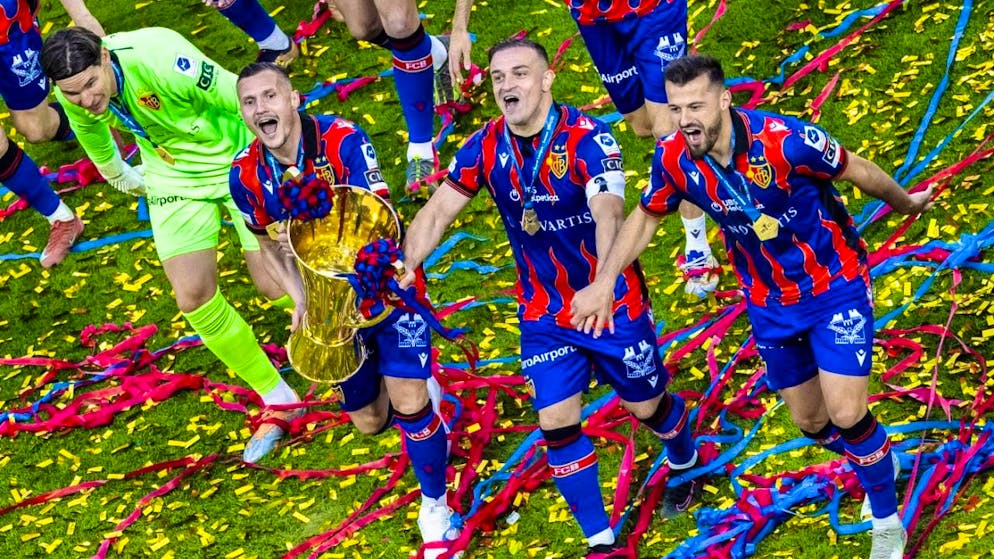 Xherdan Shaqiri, between Taulant Xhaka (left) and Albian Ajeti, also became the Super League's top scorer