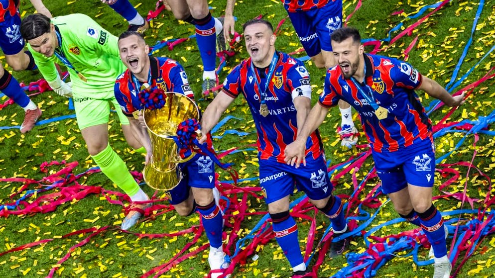 Xherdan Shaqiri, zwischen Taulant Xhaka (links) und Albian Ajeti, wurde auch Torschützenkönig der Super League