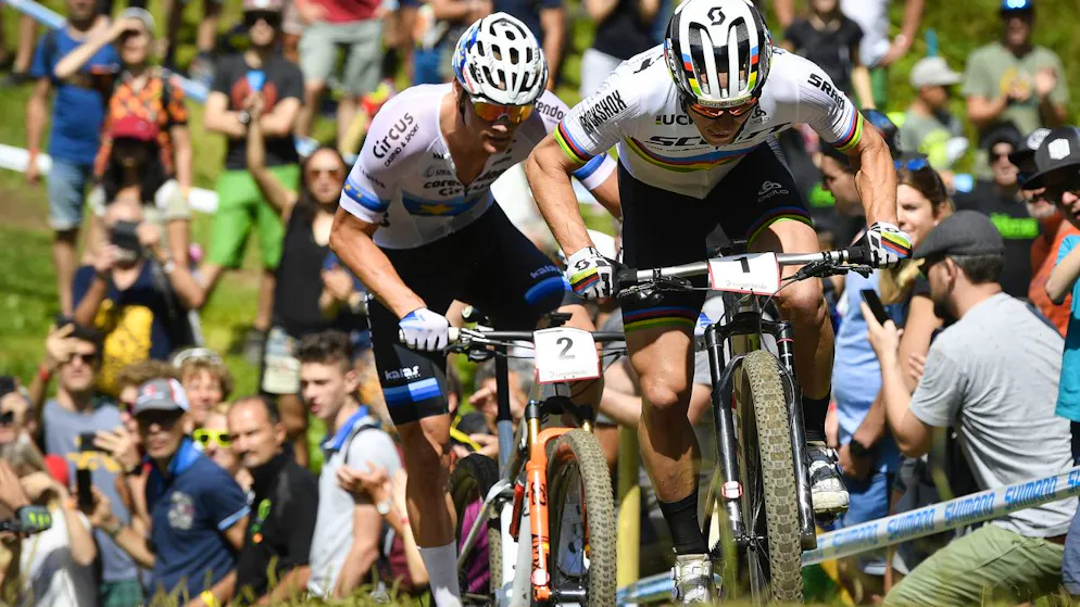Coupe du monde de VTT. Poignet fracturé : van der Poel contraint de lever le pied