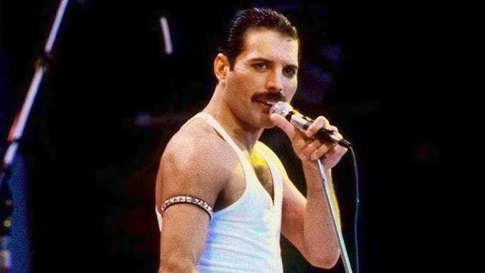 «Il était et reste mon père». Le dernier secret de Freddie Mercury ? - Une incroyable révélation !