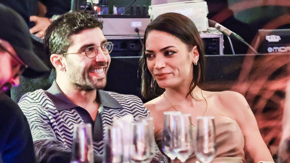 Indiscrezioni. Alla mano spunta un anello, che Elodie e Iannone stiano per sposarsi?