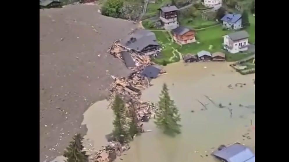 Water rises higher and higher. Dammed lake above Blatten threatens villages in the valley