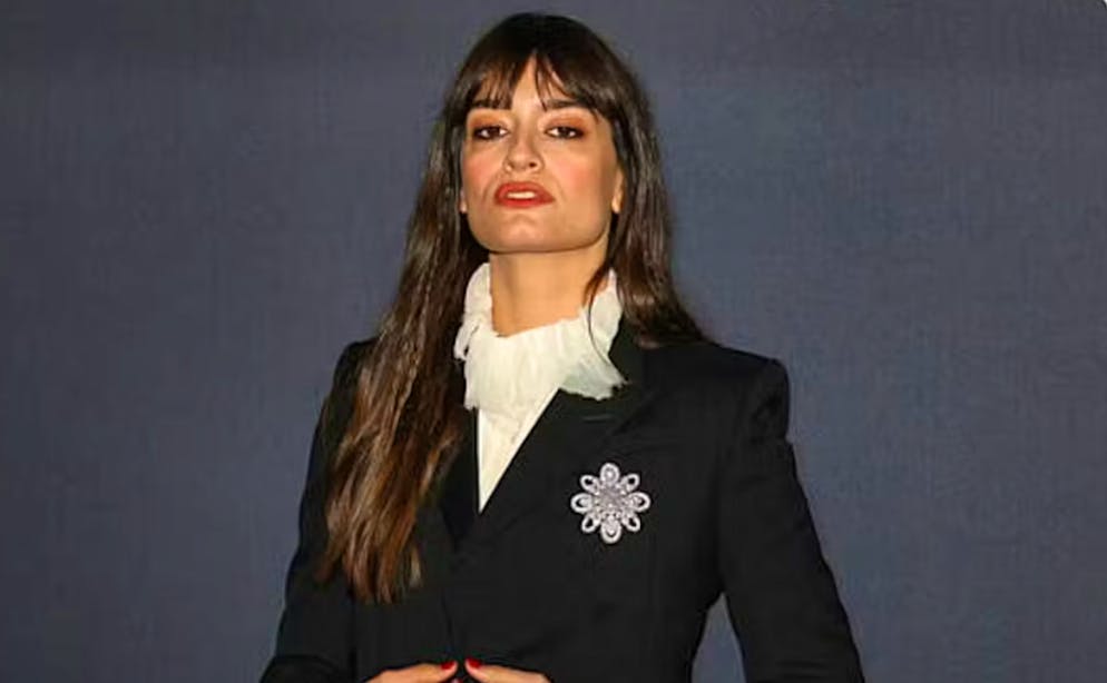 La mère de Clara Luciani impuissante: «On a appris les choses bien plus  tard» | blue News