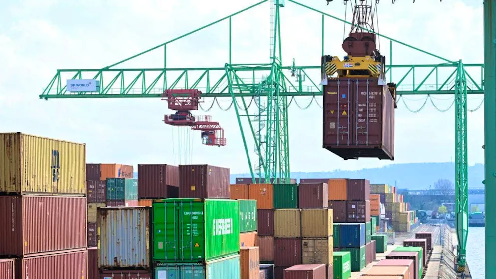 The economic outlook in Switzerland has brightened only moderately. The economic barometer compiled by the KOF Swiss Economic Institute at ETH Zurich rose slightly by 1.4 points to 98.5 points in May, but remains below the average of 100 points. (archive picture)