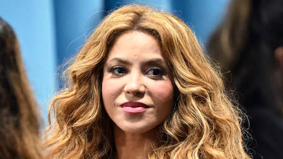 Ecco come mai. Shakira costretta a cancellare due date del tour: «Sono devastata, contavo i giorni»