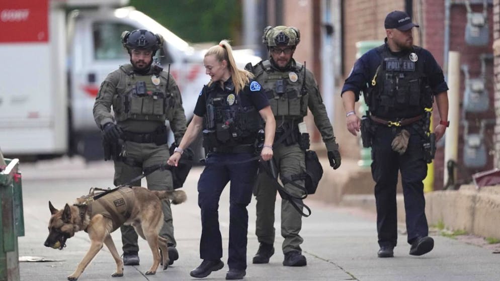 La police de Boulder a arrêté un suspect.