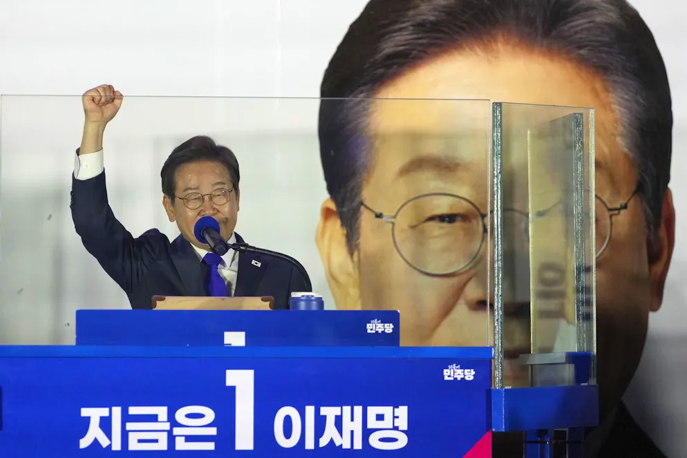 South Korea's Democratic Party's presidential candidate Lee Jae-myung, gestures as he speaks to supporters outside of the National Assembly in Seoul, South Korea, Wednesday, June 4, 2025. (AP Photo/Lee Jin-man)