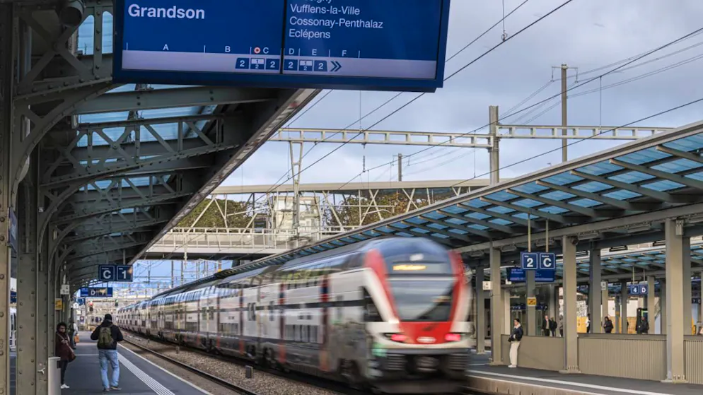 Les cantons romands souhaitent privilégier le trafic voyageurs dans le triangle Genève-Lausanne-Neuchâtel. (archives)