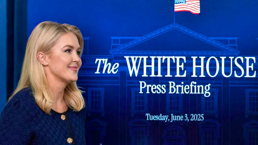 White House Press Secretary Karoline Leavitt arrives to speak with reporters in the James Brady Press Briefing Room of the White House. Photo: Alex Brandon/AP/dpa