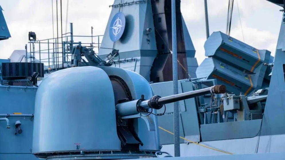 View of the OTO Melara 76 mm gun of the corvettes "Magdeburg" at the Hohe Düne naval base. Photo: Stefan Sauer/dpa